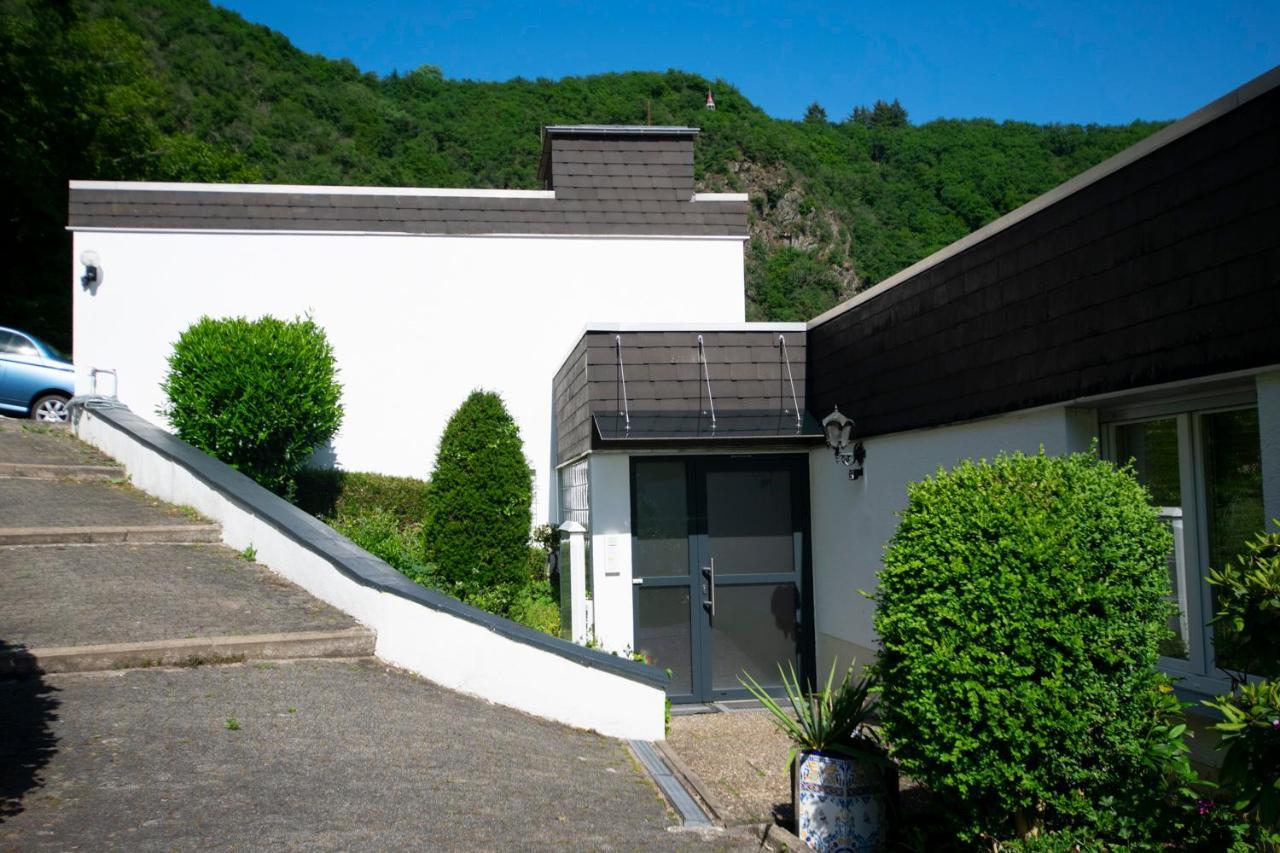 Abrioux Am Park *